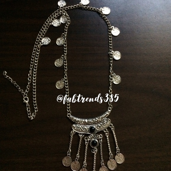 SILVER BOHO NECKLACE - Picture 3 of 4